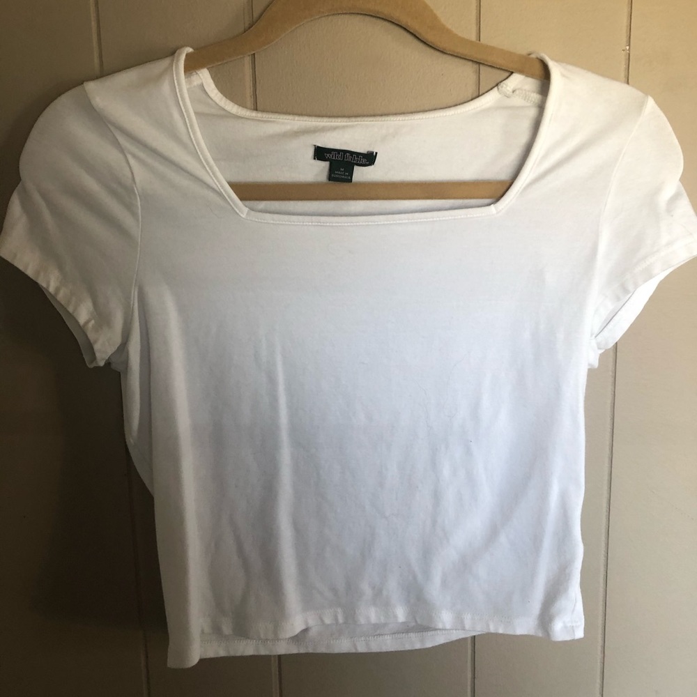 white t shirt